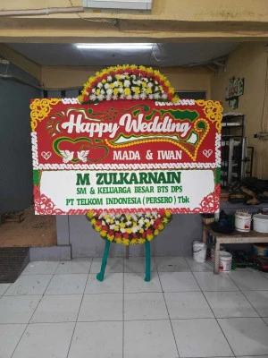 Papan Bunga di By The Sea Pik