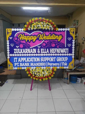 Papan Bunga di By The Sea Pik